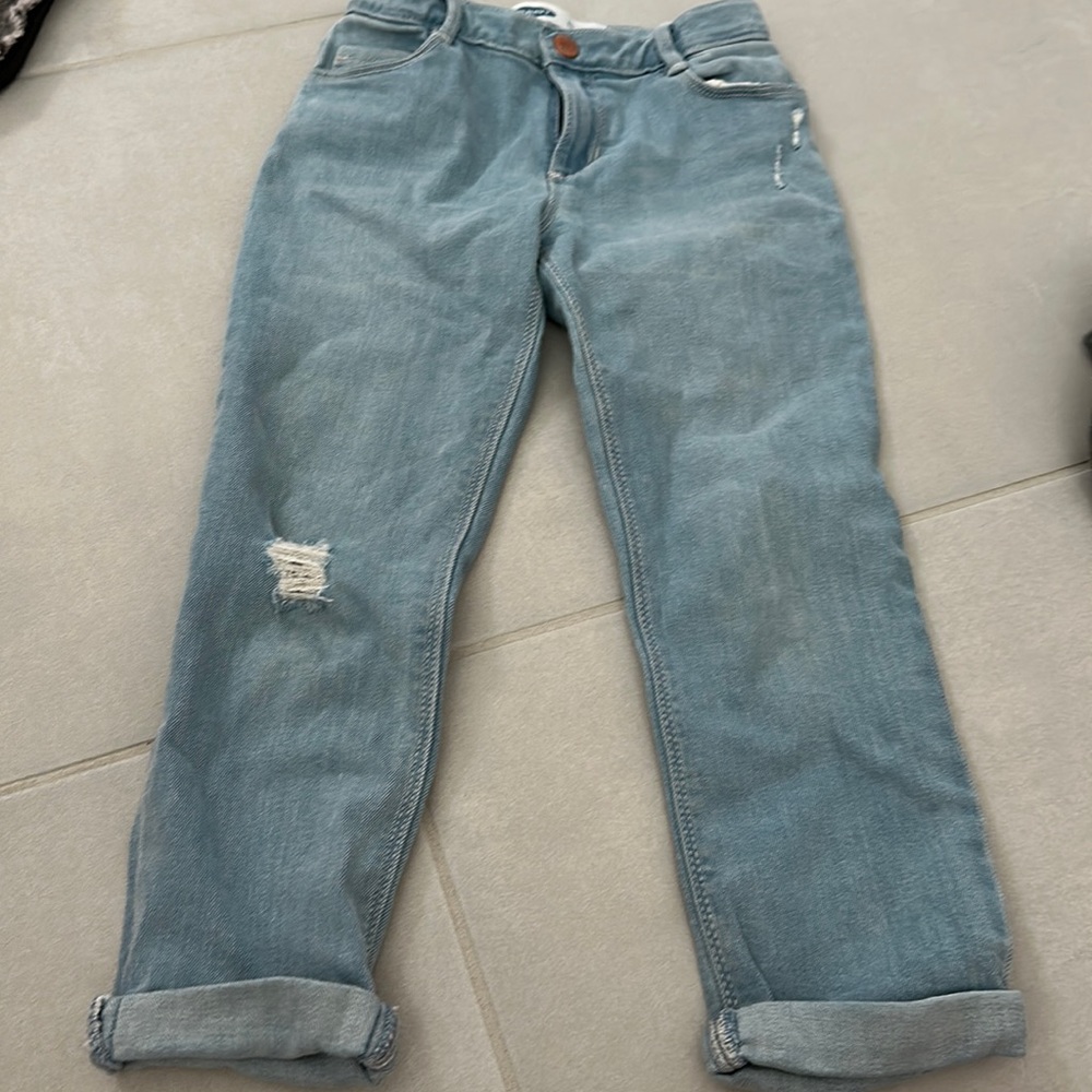 Girls Old Navy Boyfriend Jeans. Size 5T